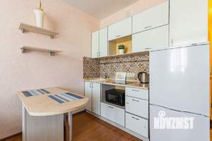 Студия квартира, посуточно, 28м2, 5/17 этаж