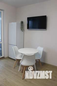 Студия квартира, посуточно, 33м2, 19/24 этаж