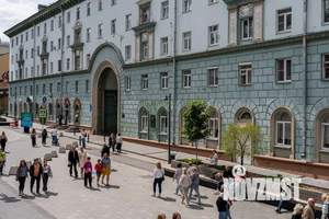 2-к квартира, посуточно, 50м2, 1/1 этаж