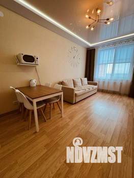 1-к квартира, посуточно, 37м2, 1/1 этаж