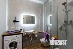 Студия квартира, посуточно, 38м2, 3/12 этаж