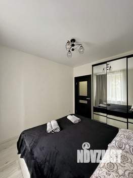 1-к квартира, посуточно, 40м2, 2/17 этаж