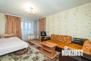 1-к квартира, посуточно, 44м2, 3/9 этаж