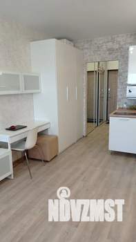 Студия квартира, посуточно, 27м2, 18/22 этаж