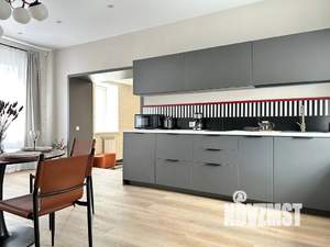 1-к квартира, посуточно, 56м2, 3/3 этаж