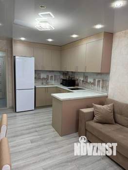 Студия квартира, посуточно, 38м2, 1/17 этаж