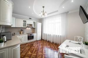 1-к квартира, посуточно, 55м2, 6/9 этаж