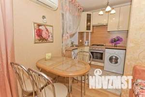 2-к квартира, посуточно, 59м2, 6/9 этаж