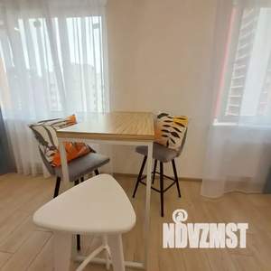 1-к квартира, посуточно, 36м2, 1/1 этаж