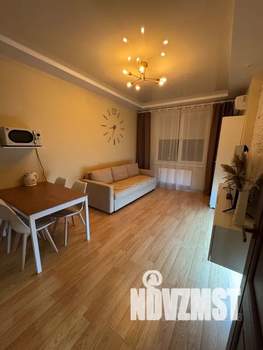 1-к квартира, посуточно, 37м2, 17/19 этаж