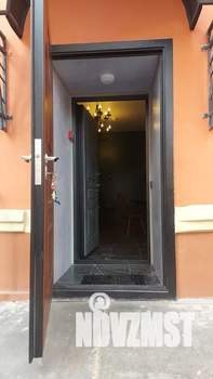 Студия квартира, посуточно, 32м2, 1/4 этаж