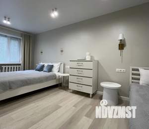 2-к квартира, посуточно, 43м2, 1/5 этаж