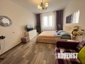 1-к квартира, посуточно, 43м2, 4/10 этаж