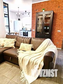 1-к квартира, посуточно, 44м2, 1/1 этаж