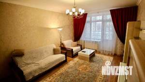 2-к квартира, на длительный срок, 100м2, 3/7 этаж