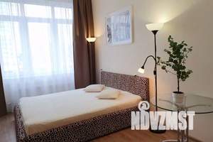 1-к квартира, посуточно, 42м2, 1/23 этаж