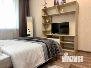 1-к квартира, посуточно, 38м2, 19/22 этаж