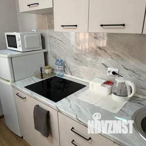 1-к квартира, посуточно, 42м2, 11/17 этаж