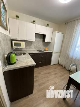 1-к квартира, посуточно, 35м2, 10/23 этаж