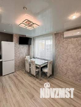 1-к квартира, посуточно, 45м2, 1/17 этаж