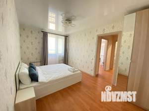 1-к квартира, посуточно, 40м2, 8/10 этаж