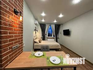 Студия квартира, посуточно, 25м2, 1/17 этаж