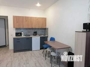 Студия квартира, посуточно, 20м2, 1/17 этаж