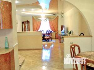 3-к квартира, на длительный срок, 124м2, 3/5 этаж
