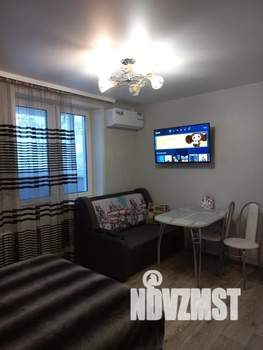 Студия квартира, посуточно, 25м2, 12/18 этаж