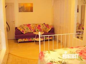 2-к квартира, посуточно, 43м2, 2/5 этаж