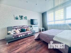 Студия квартира, посуточно, 30м2, 18/25 этаж