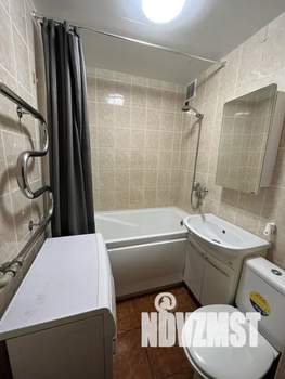 Студия квартира, посуточно, 32м2, 3/5 этаж