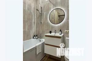 1-к квартира, посуточно, 37м2, 7/25 этаж