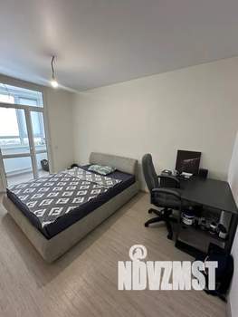 2-к квартира, посуточно, 38м2, 20/24 этаж
