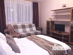 1-к квартира, посуточно, 42м2, 7/17 этаж