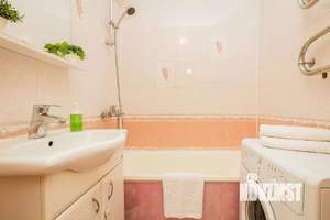 3-к квартира, посуточно, 78м2, 1/1 этаж