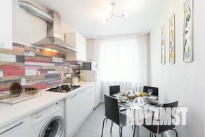 2-к квартира, посуточно, 42м2, 9/9 этаж