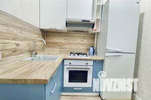 1-к квартира, посуточно, 35м2, 2/4 этаж