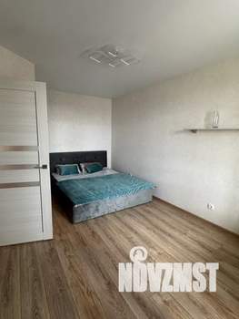 1-к квартира, посуточно, 38м2, 10/18 этаж