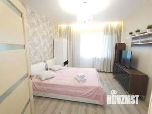 1-к квартира, посуточно, 40м2, 6/17 этаж