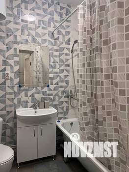 1-к квартира, посуточно, 38м2, 6/18 этаж