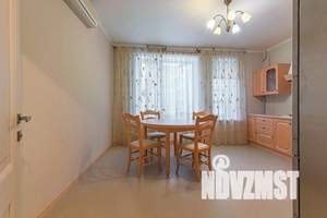 4-к квартира, посуточно, 132м2, 2/7 этаж