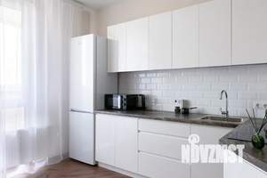 1-к квартира, посуточно, 48м2, 1/1 этаж