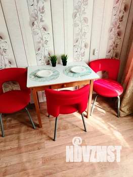 1-к квартира, посуточно, 45м2, 1/9 этаж