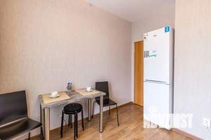 1-к квартира, посуточно, 35м2, 8/10 этаж