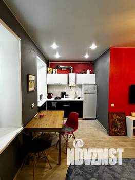 Студия квартира, посуточно, 32м2, 2/5 этаж