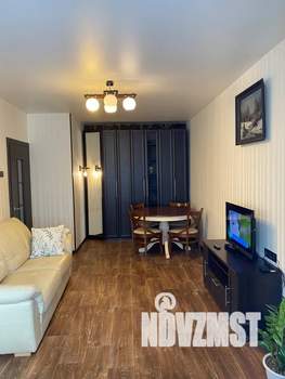 1-к квартира, посуточно, 40м2, 4/6 этаж