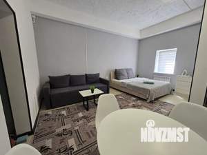 1-к квартира, посуточно, 32м2, 1/2 этаж