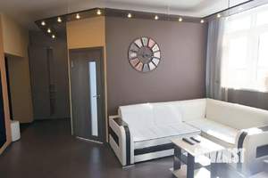 2-к квартира, посуточно, 48м2, 3/9 этаж