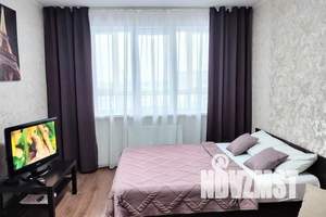 1-к квартира, посуточно, 42м2, 6/18 этаж